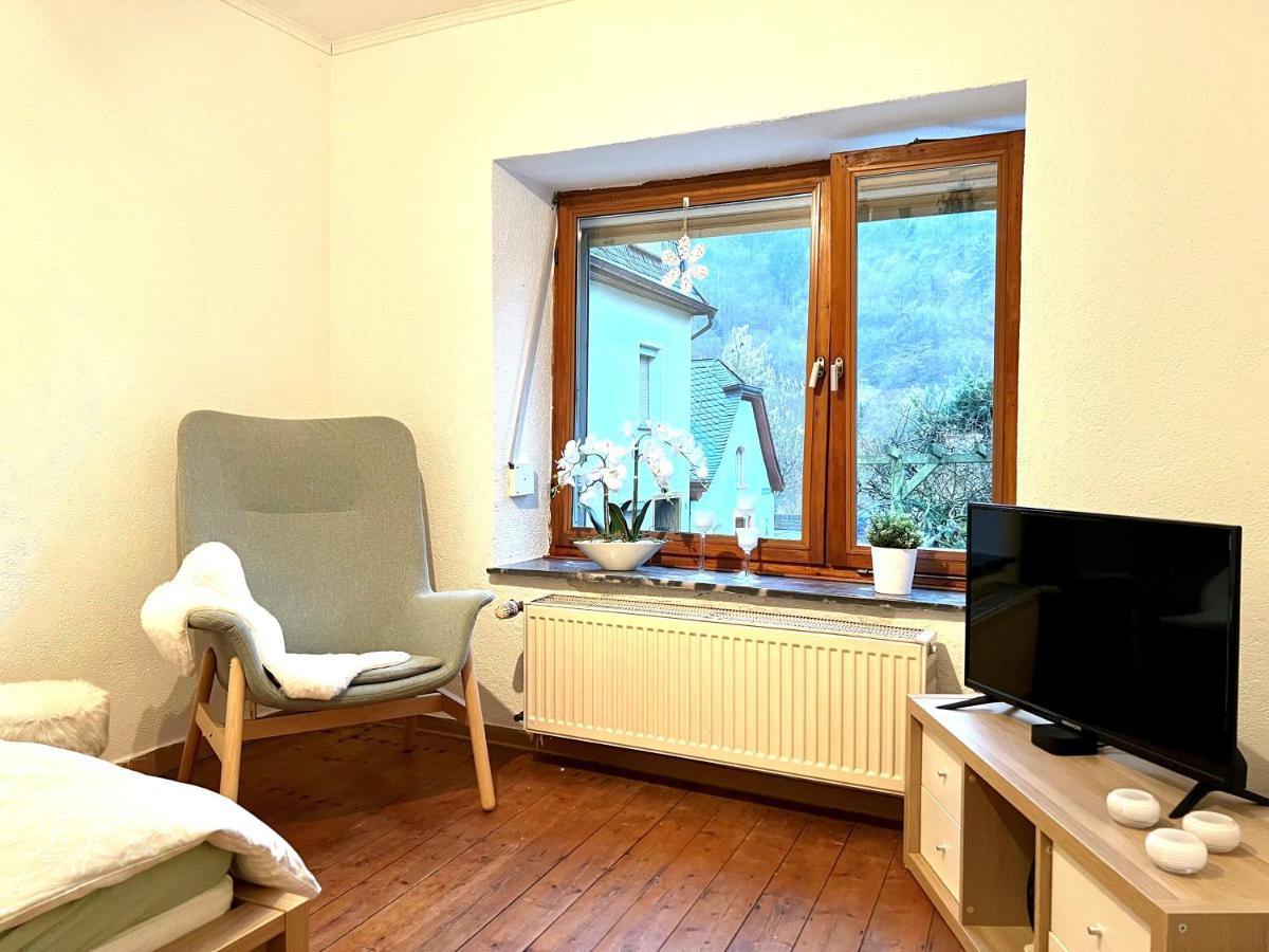 Ferienhaus Moselblick Am Kapellchen 埃迪格尔-埃莱尔 外观 照片